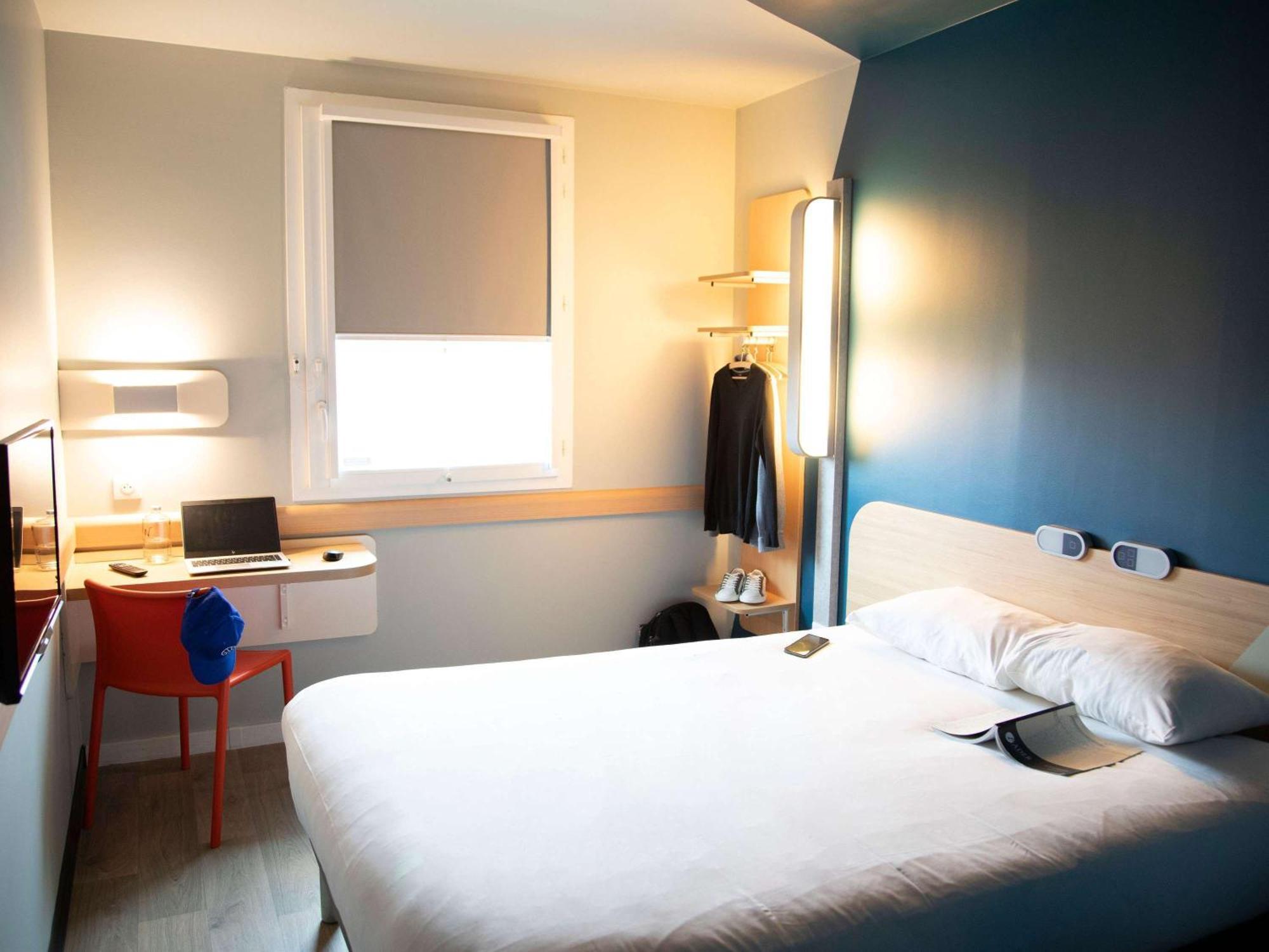 Ibis Budget Saint Quentin Yvelines - Velodrome Montigny-le-Bretonneux Eksteriør billede